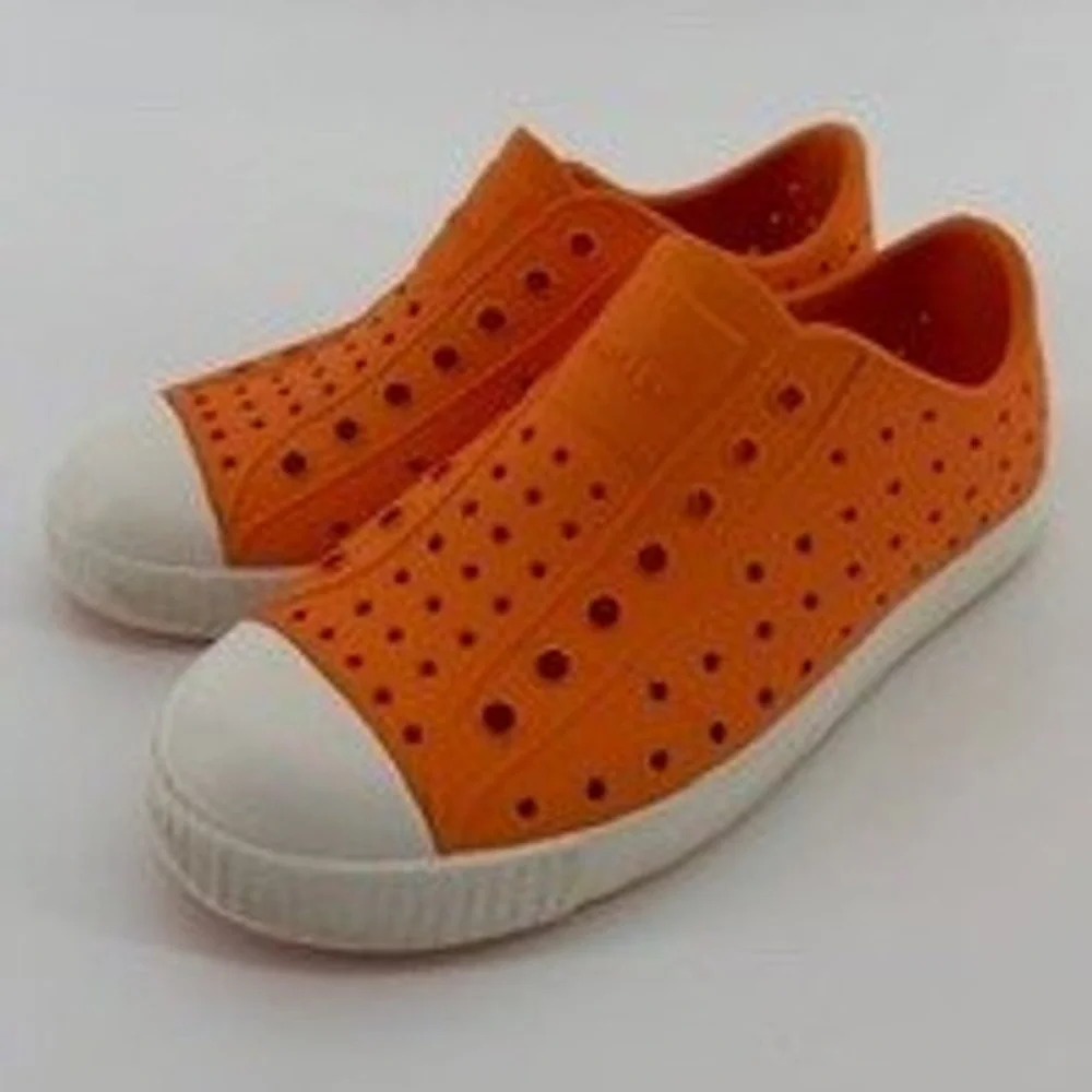 Native Jefferson Kids Orange Slip On Water Shoes Size J1 Perforated EVA Sneaker